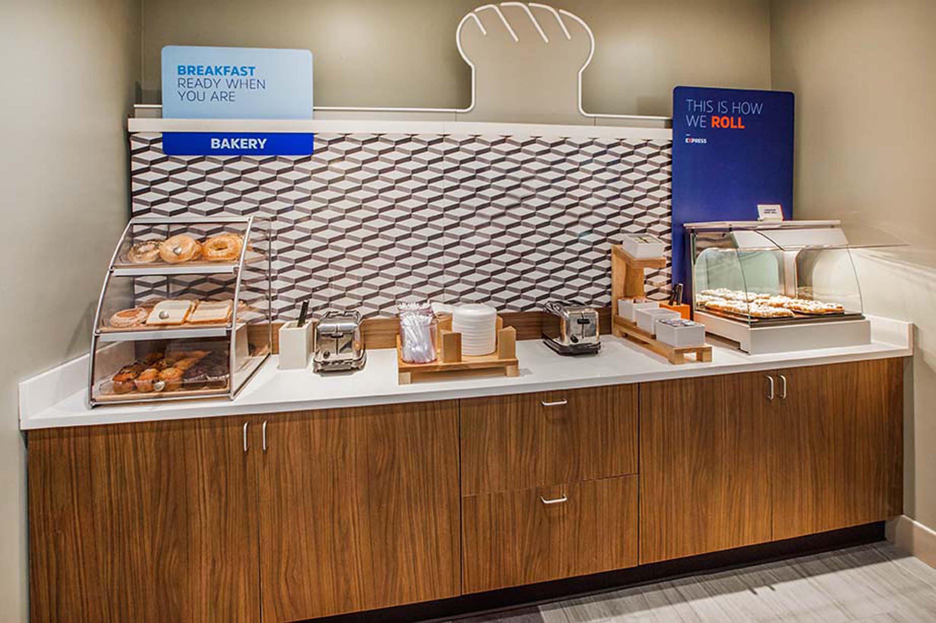 Holiday Inn Express & Suites Columbus - Polaris, An Ihg Hotel Dış mekan fotoğraf