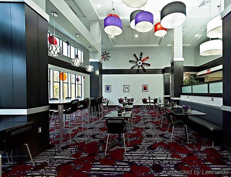 Holiday Inn Express & Suites Columbus - Polaris, An Ihg Hotel Restoran fotoğraf