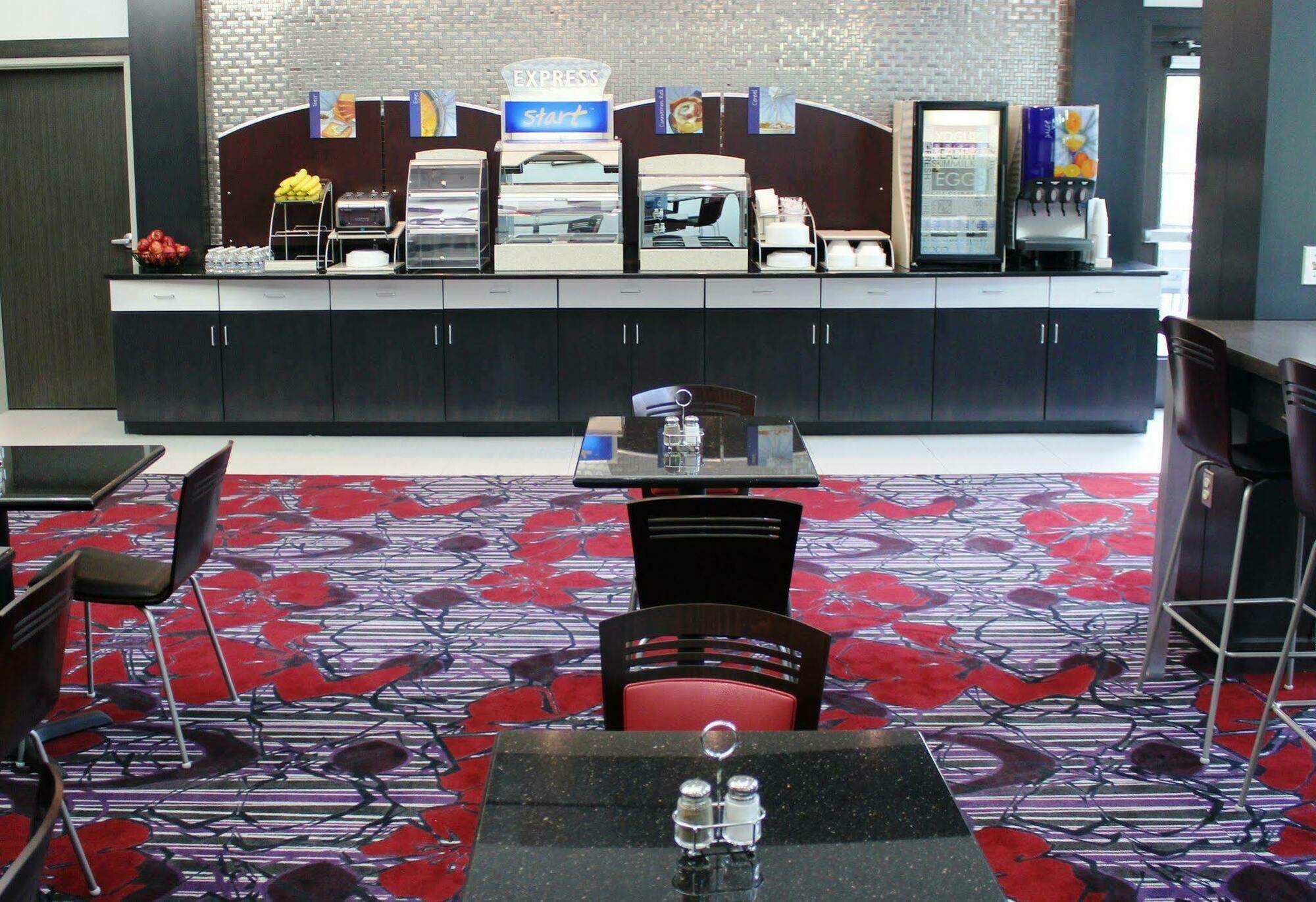 Holiday Inn Express & Suites Columbus - Polaris, An Ihg Hotel Dış mekan fotoğraf